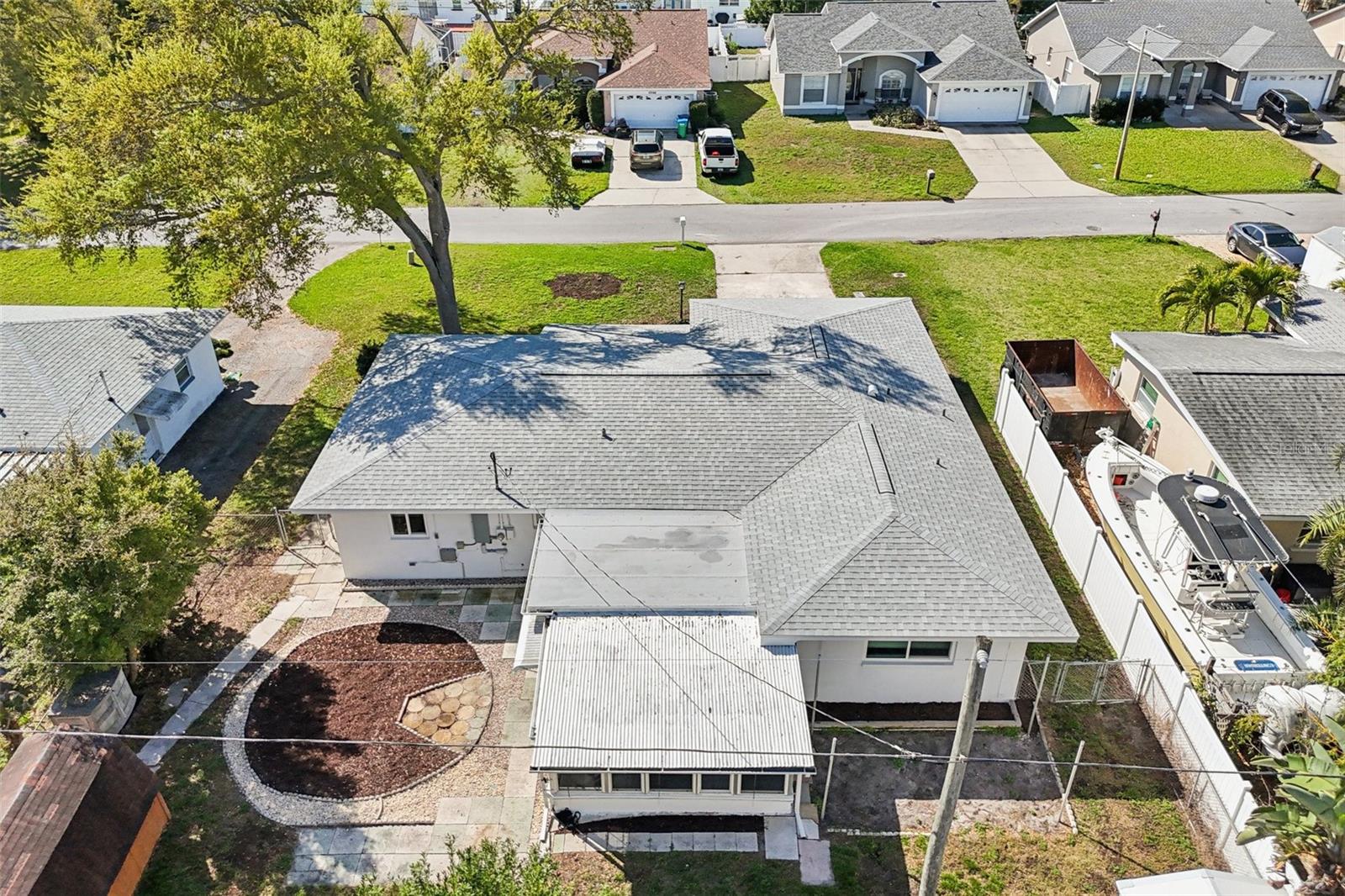 Image 28 of 33 For 10569 Lake Vista Drive