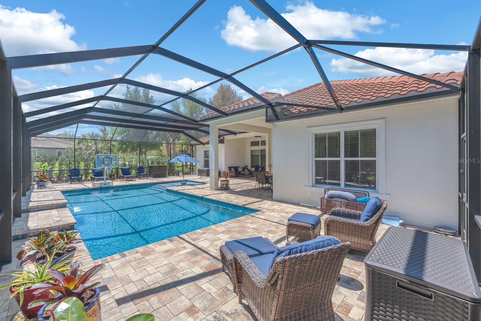 Listing photo id 33 for 5210 Alafia Falls Drive