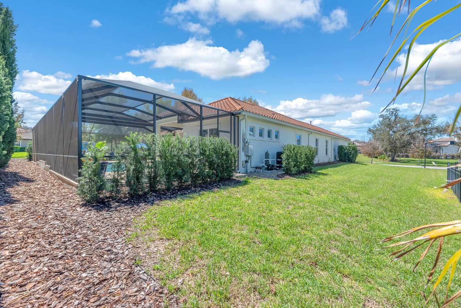 Listing photo id 40 for 5210 Alafia Falls Drive