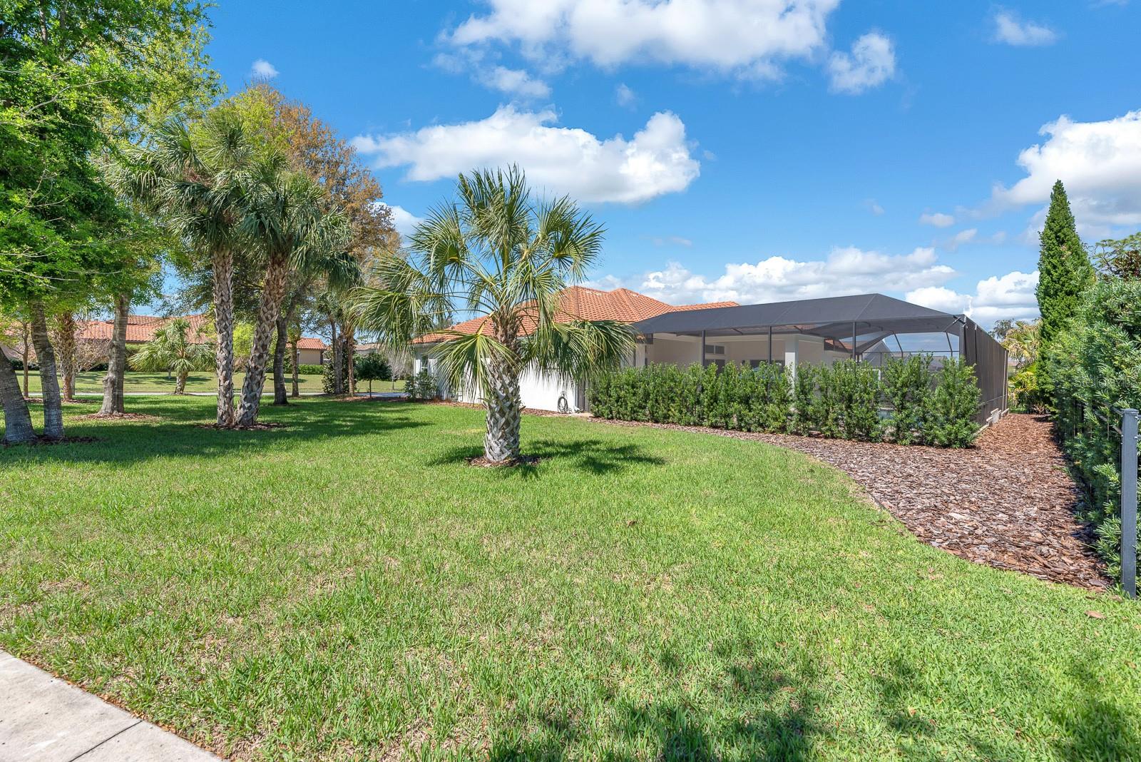 Listing photo id 41 for 5210 Alafia Falls Drive