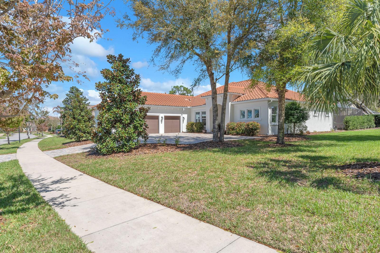 Listing photo id 48 for 5210 Alafia Falls Drive