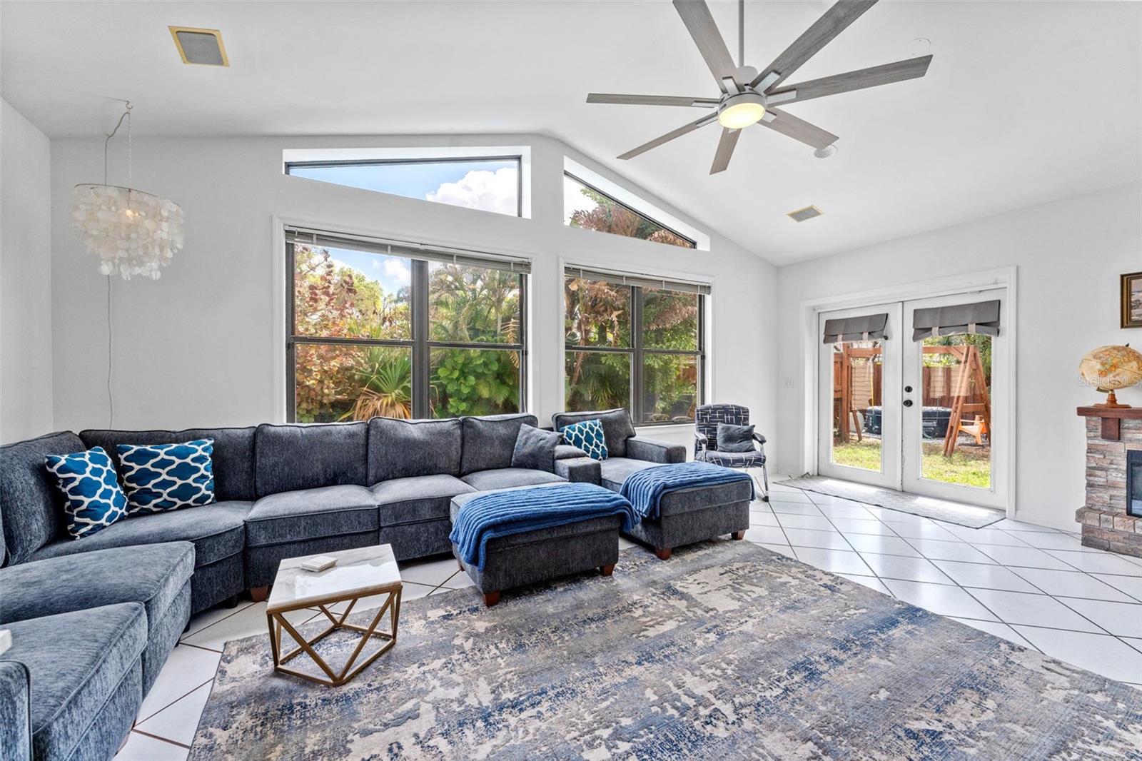 Image 14 of 29 For 6429 Gomez Avenue