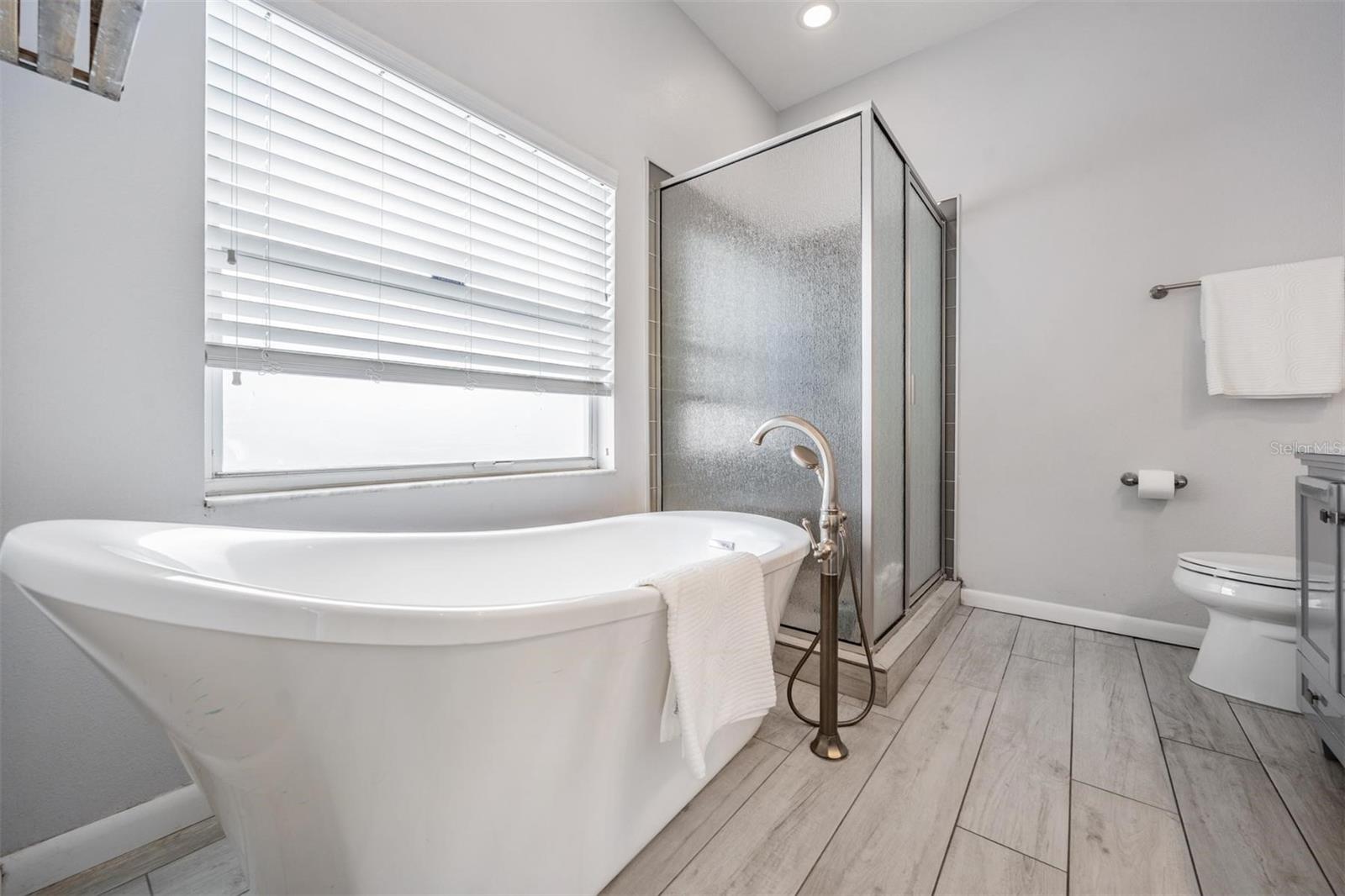 Image 17 of 24 For 11130 Indian Oaks Drive