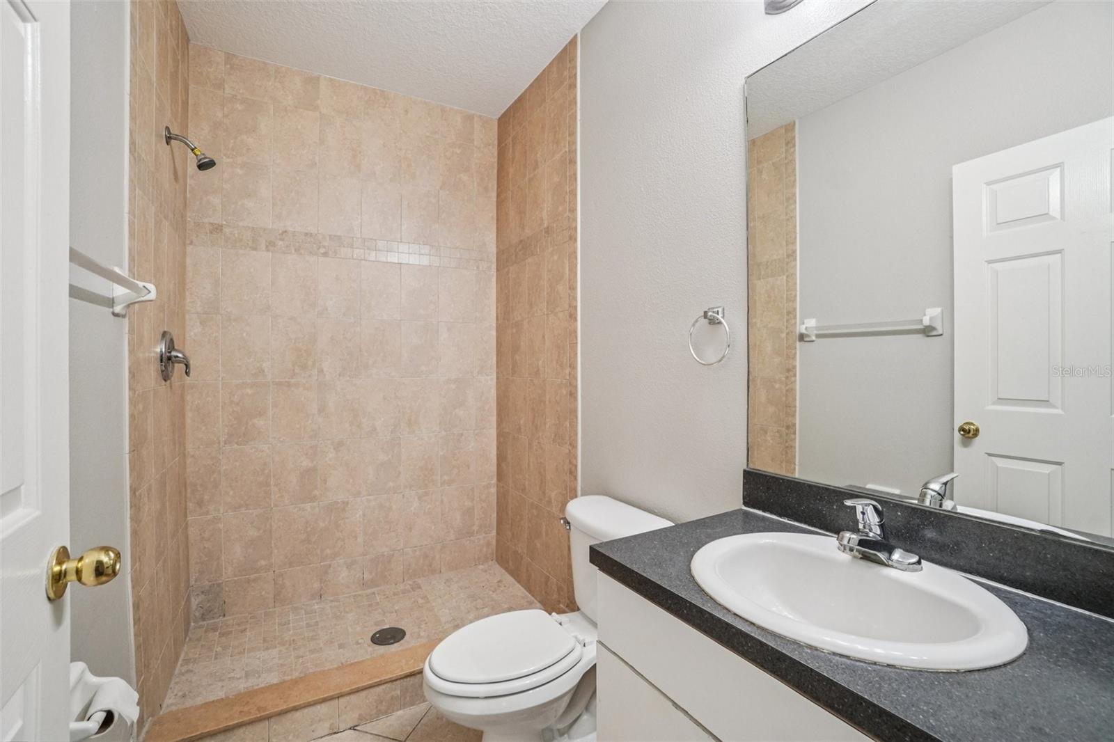 Image 14 of 26 For 2420 Ida Street