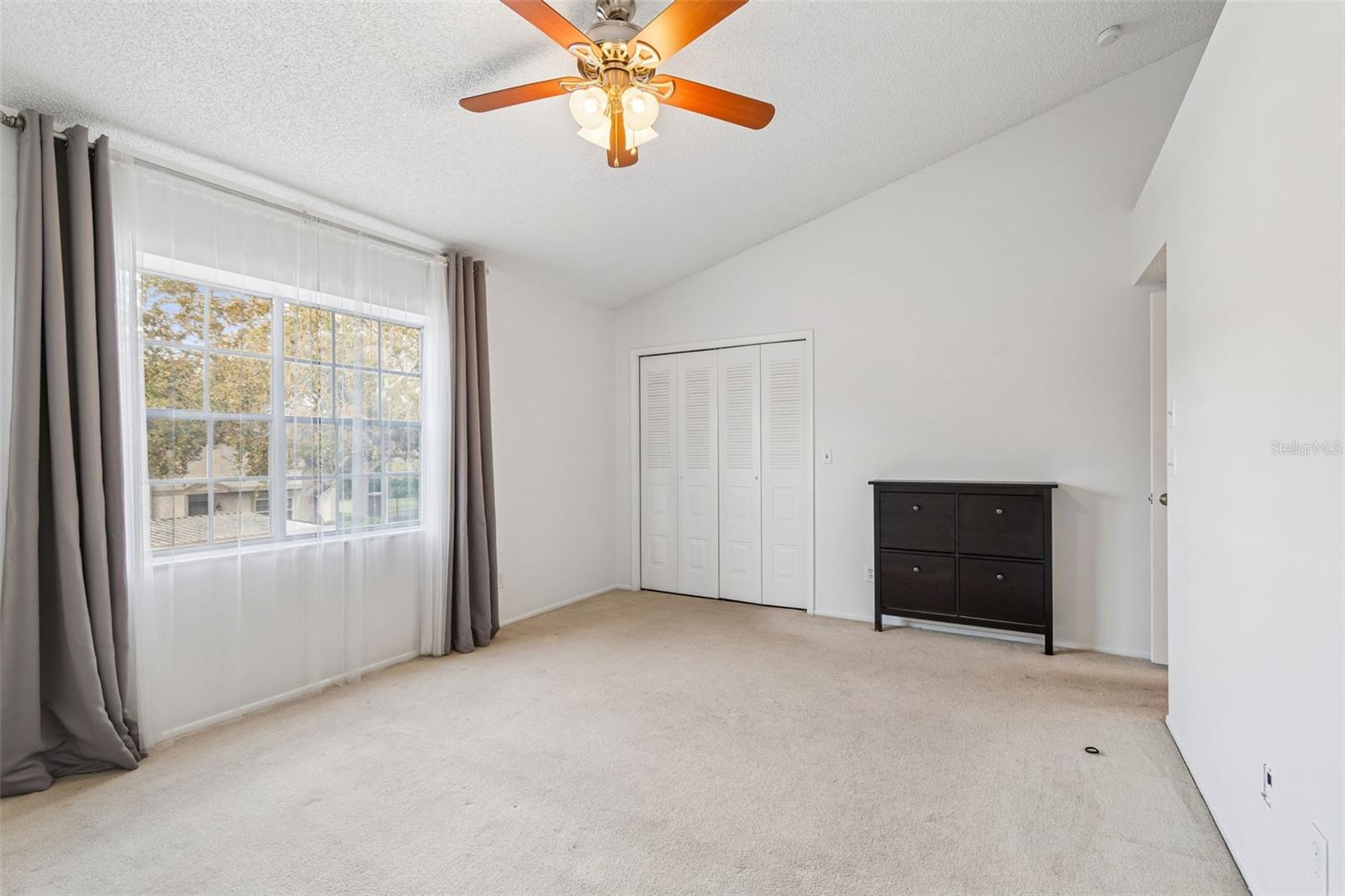 Image 28 of 40 For 607 Bough Avenue