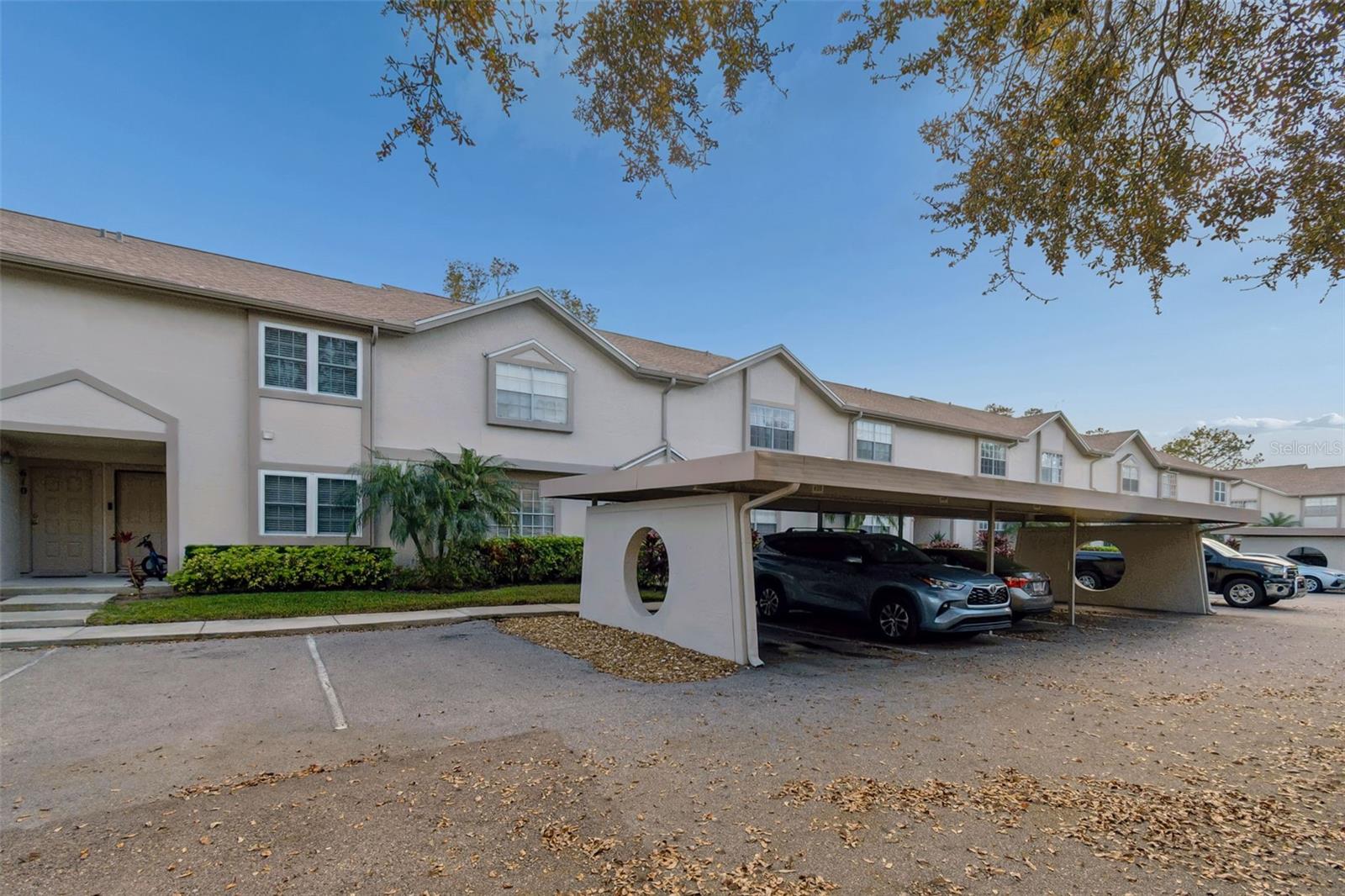 Image 33 of 40 For 607 Bough Avenue