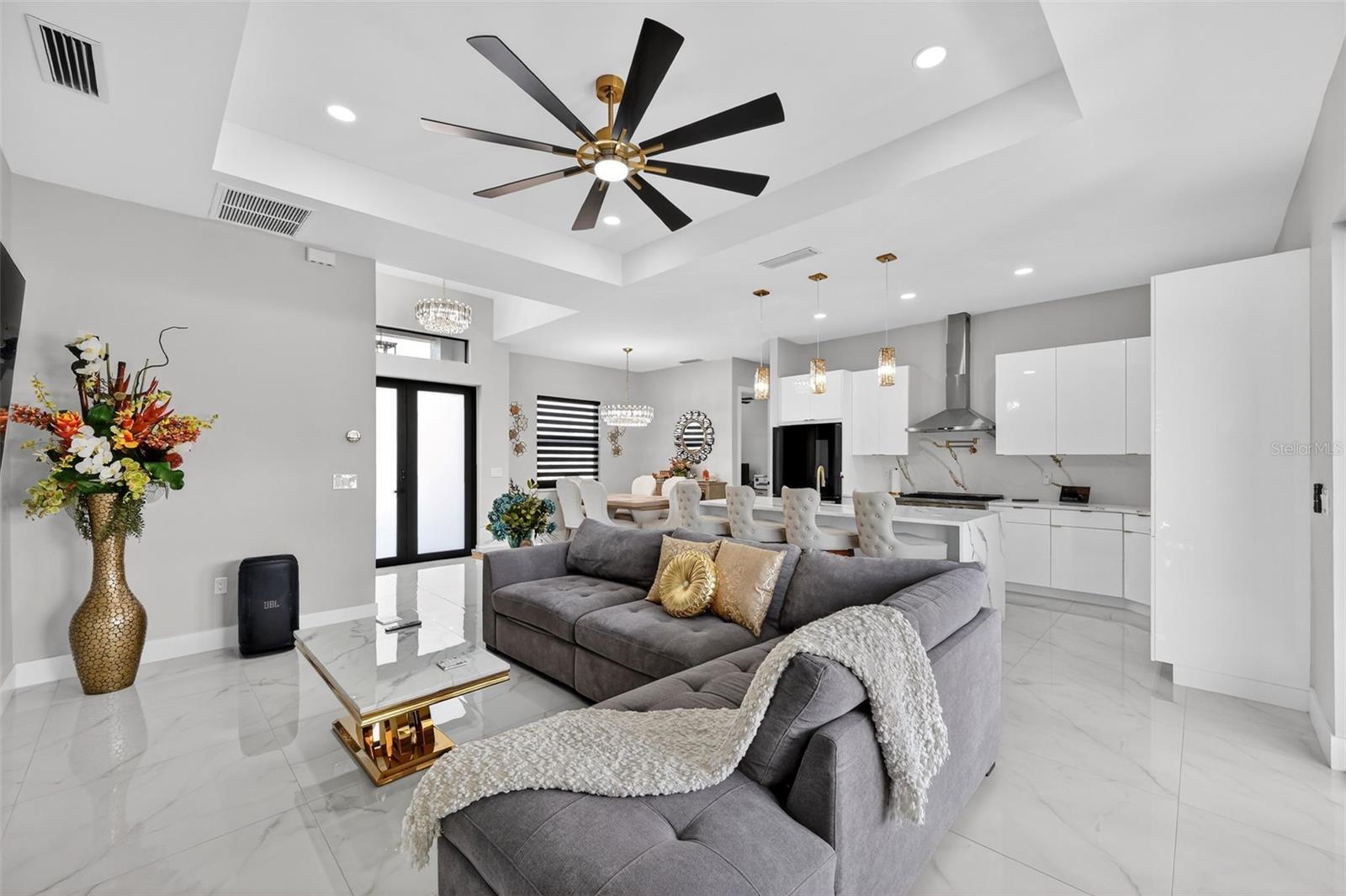 Image 17 of 64 For 217 Cumberland Street