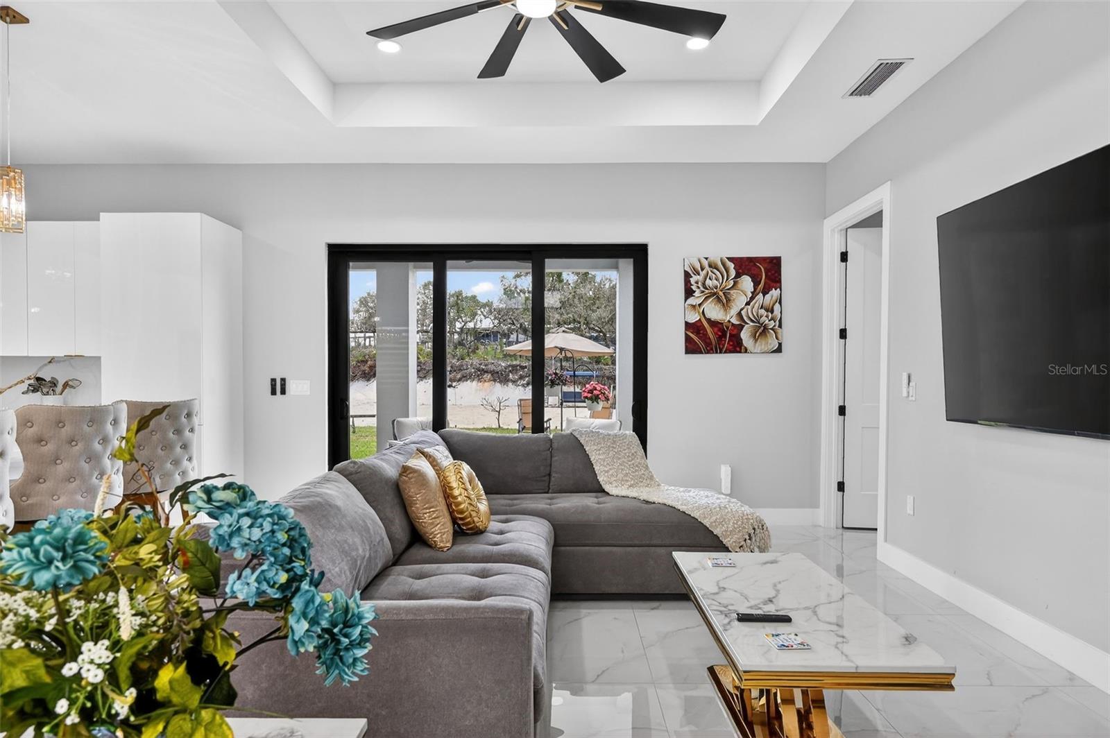 Image 19 of 64 For 217 Cumberland Street