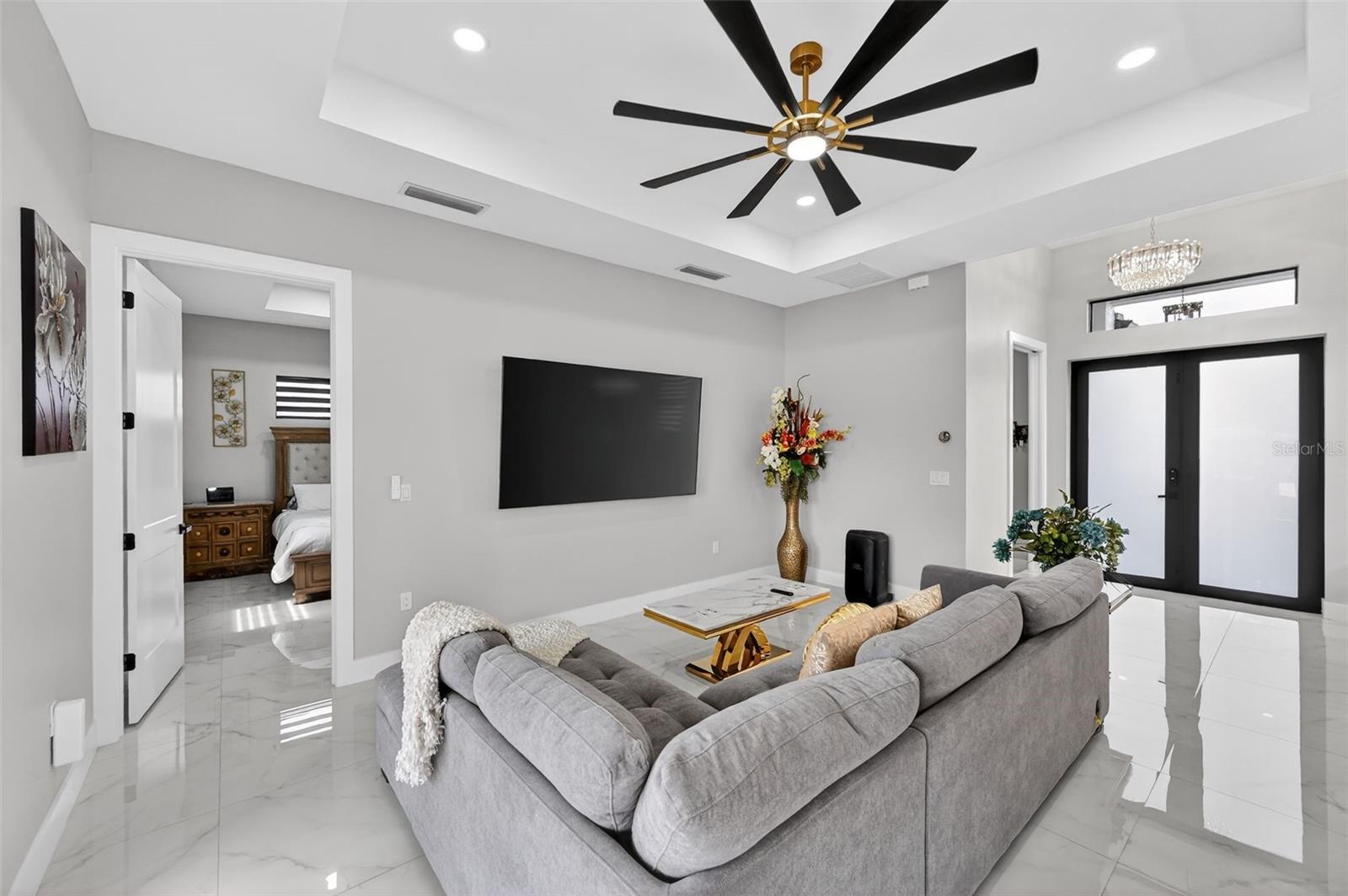 Image 21 of 64 For 217 Cumberland Street