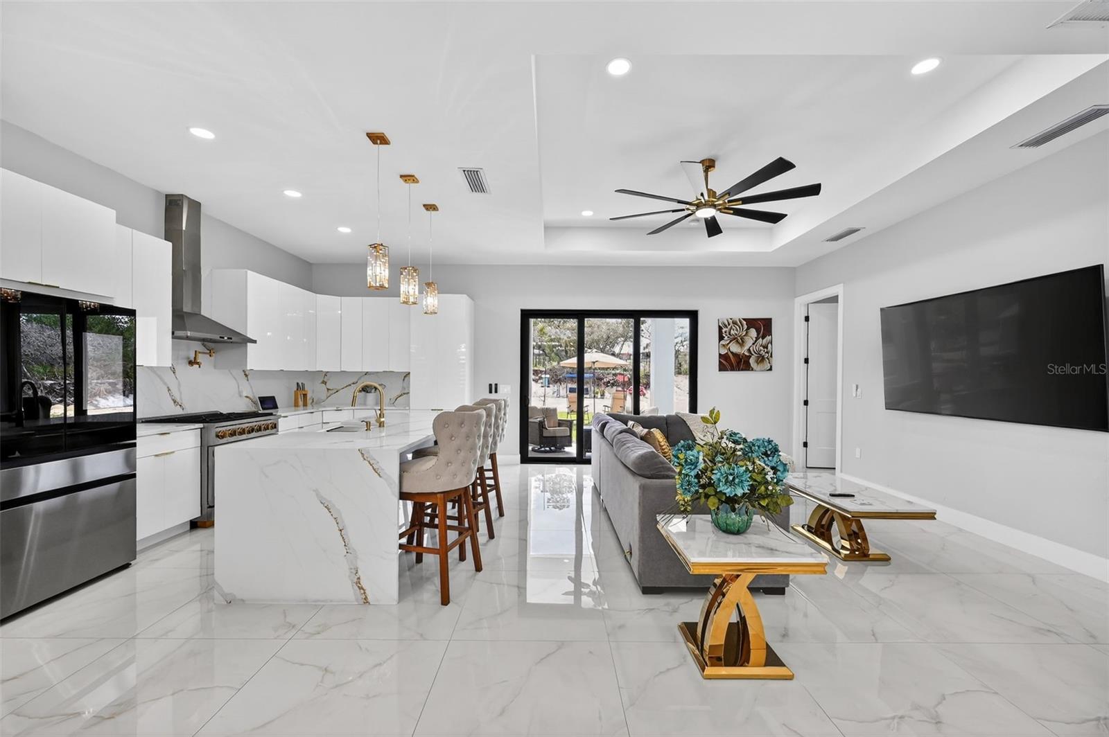 Image 23 of 64 For 217 Cumberland Street