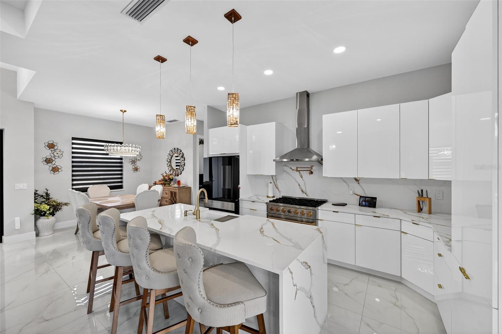 Image 24 of 64 For 217 Cumberland Street