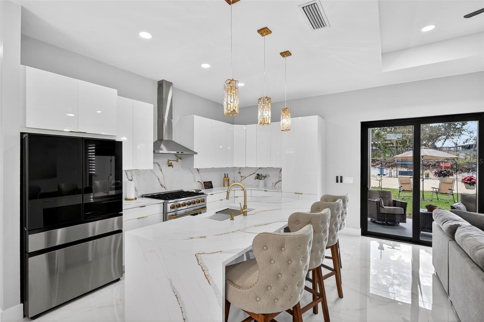 Image 27 of 64 For 217 Cumberland Street