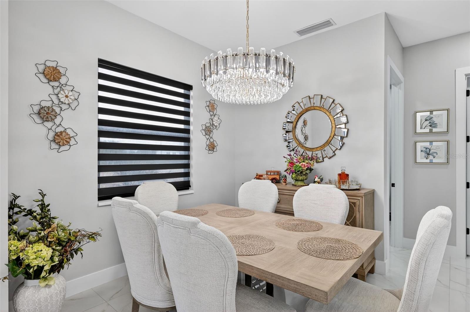 Image 31 of 64 For 217 Cumberland Street