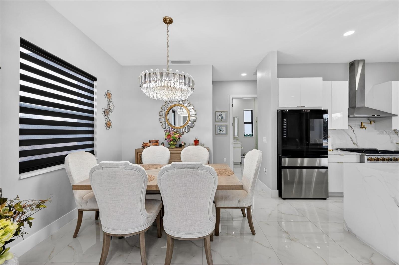 Image 32 of 64 For 217 Cumberland Street