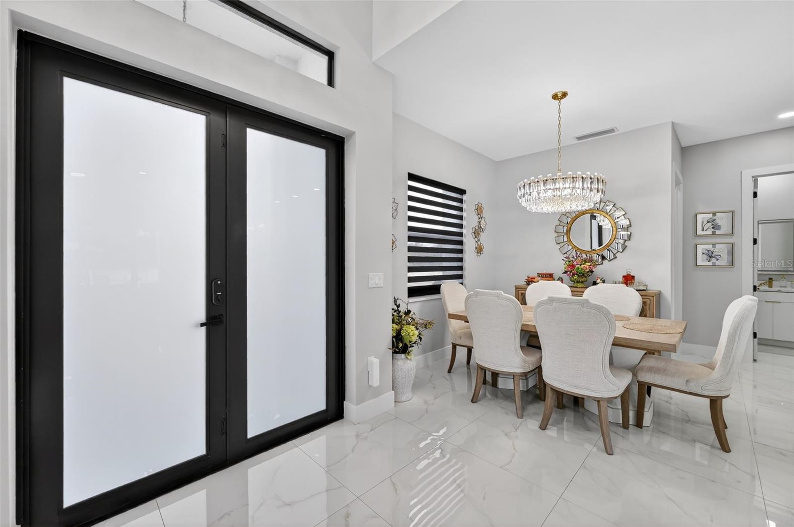 Image 37 of 64 For 217 Cumberland Street