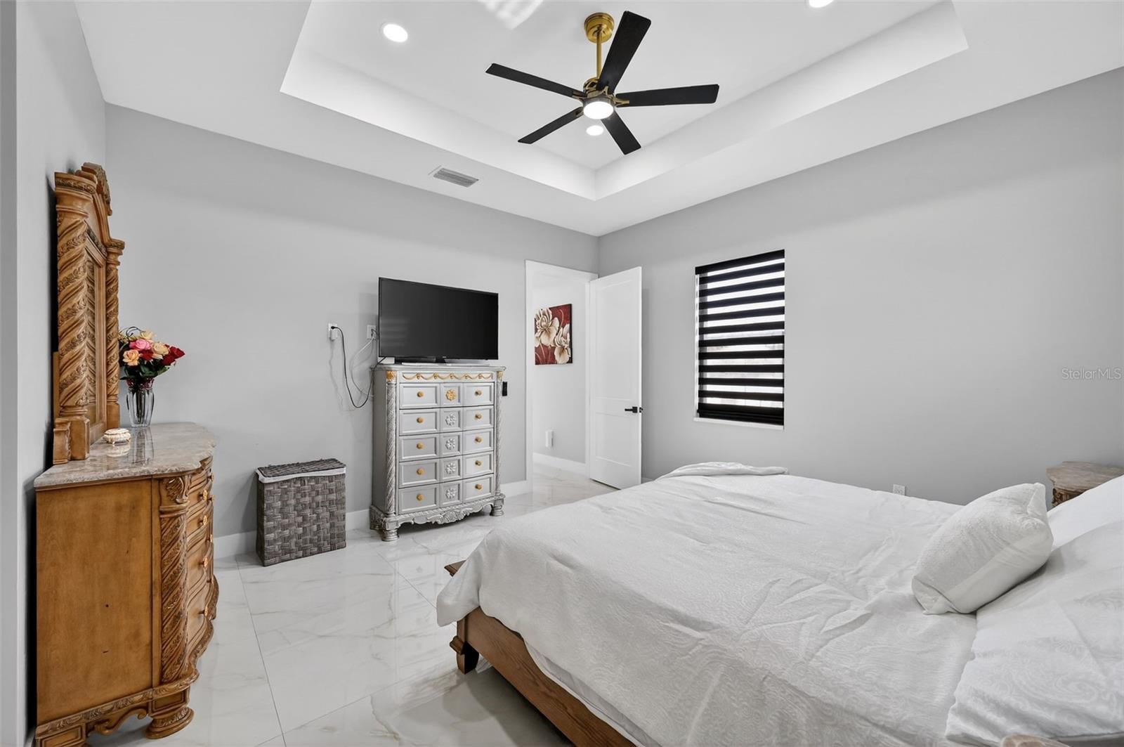 Image 43 of 64 For 217 Cumberland Street