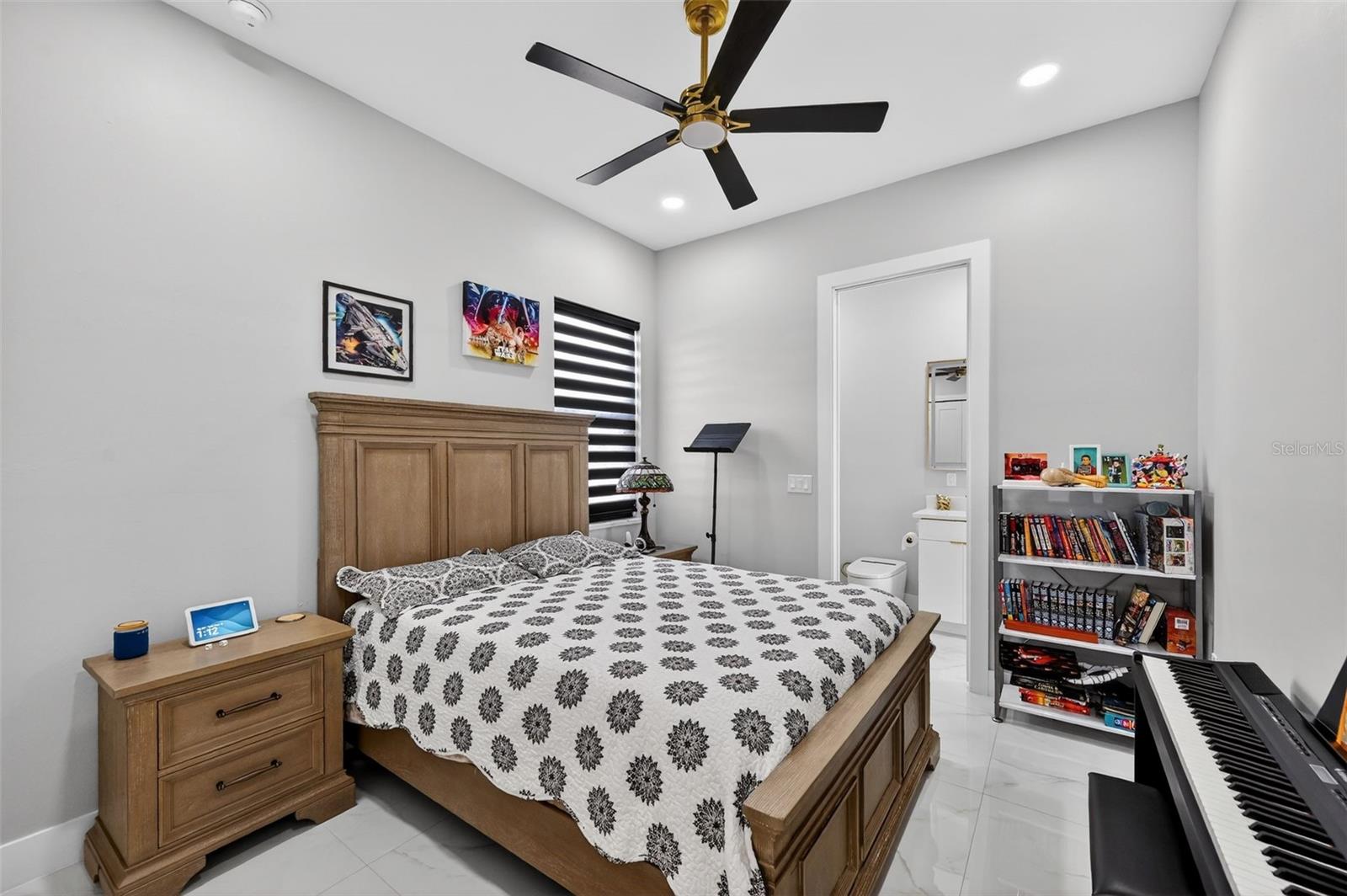 Image 47 of 64 For 217 Cumberland Street