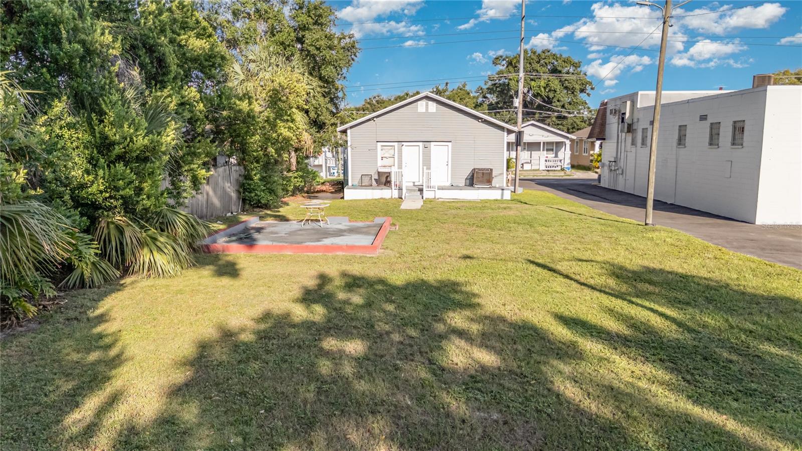 Listing photo id 9 for 3416 15th Street