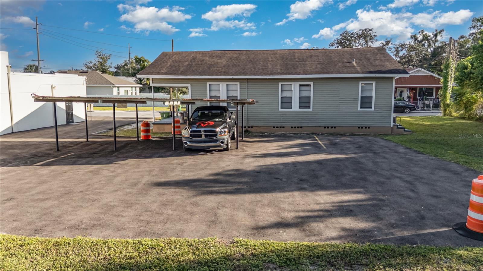 Listing photo id 6 for 3416 15th Street