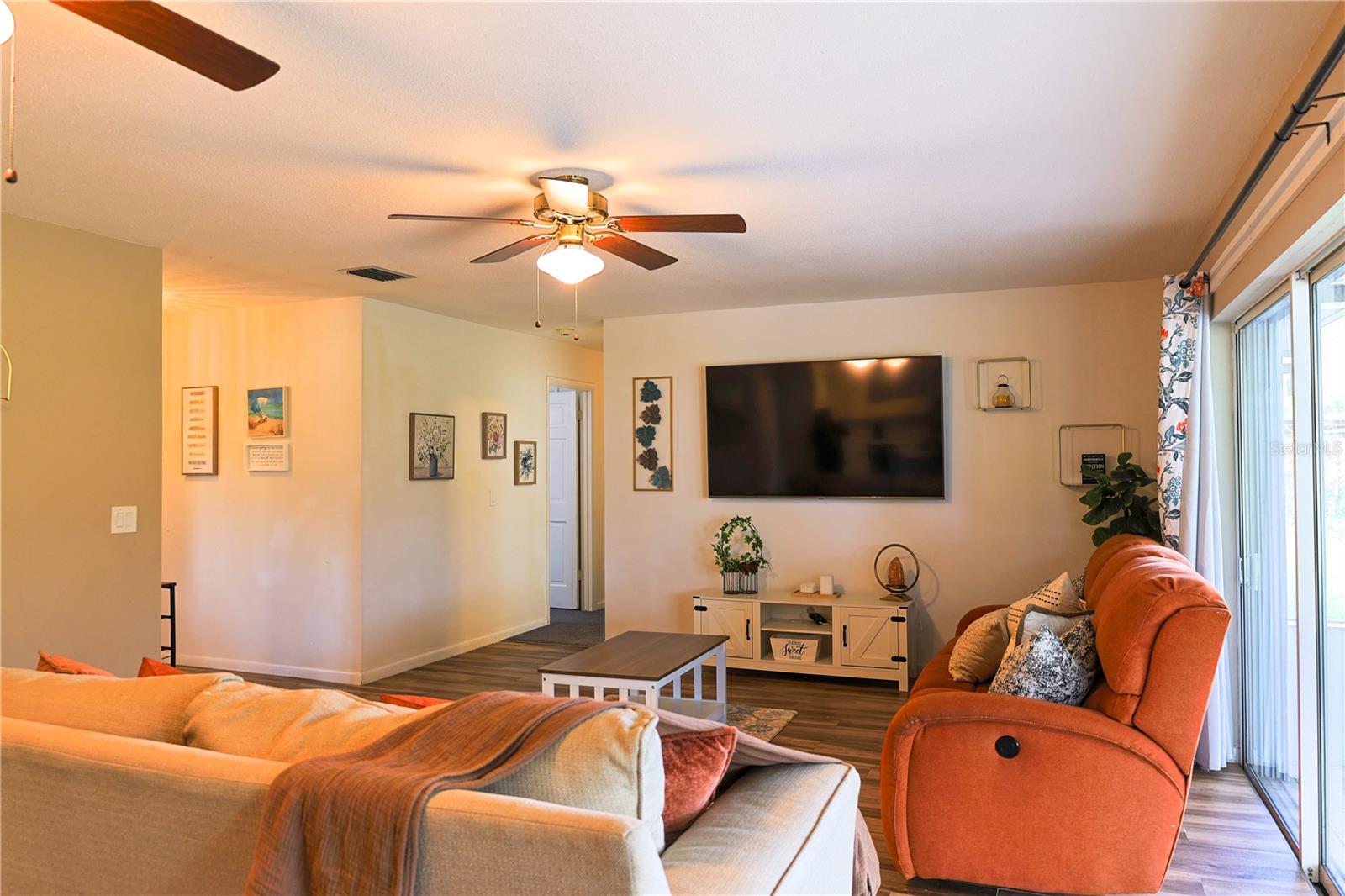 Image 17 of 66 For 215 Morningside Drive