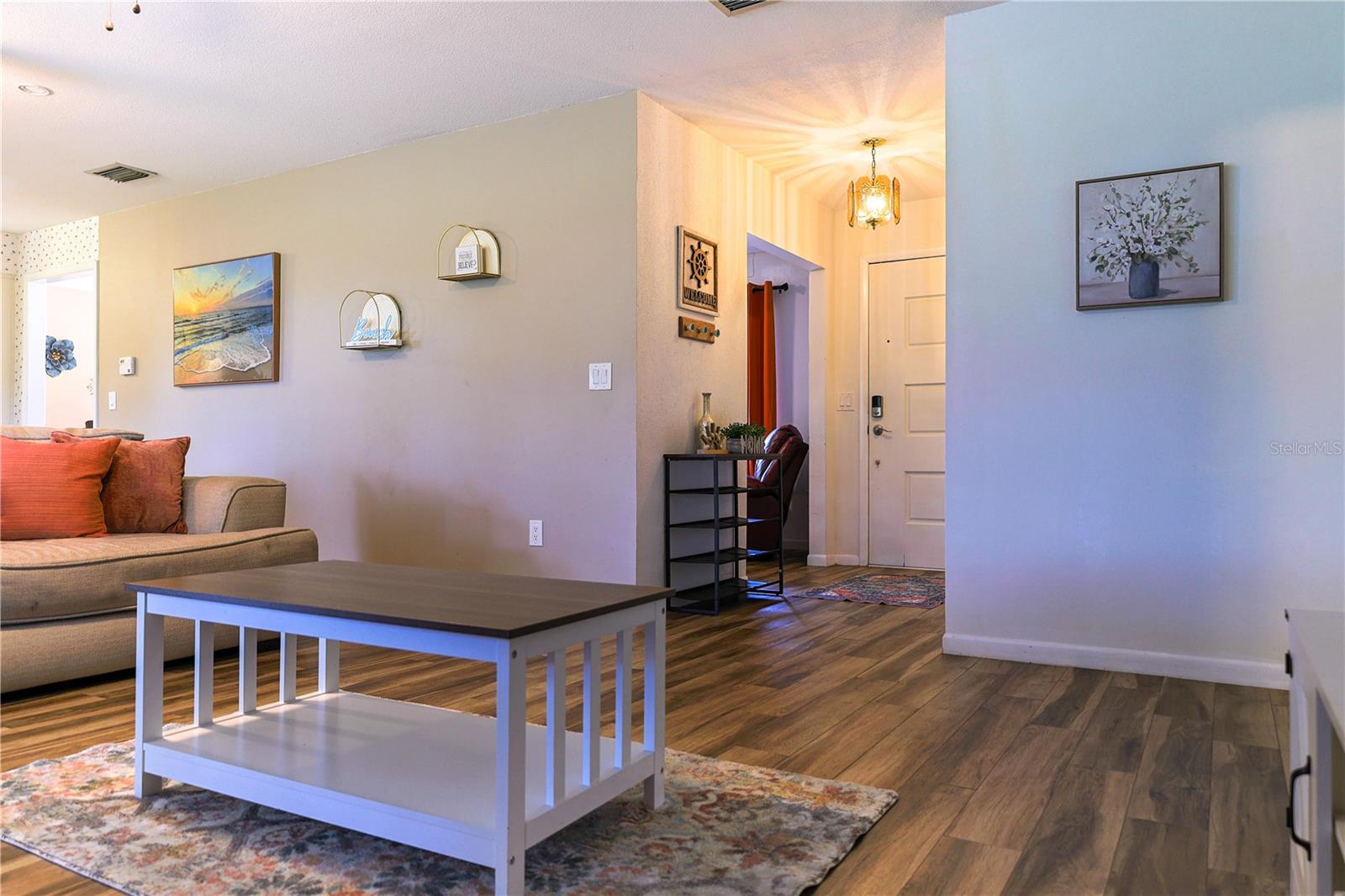 Image 18 of 66 For 215 Morningside Drive