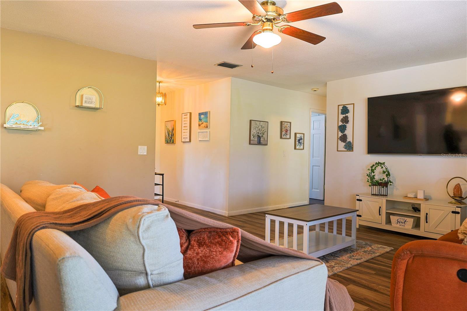 Image 19 of 66 For 215 Morningside Drive