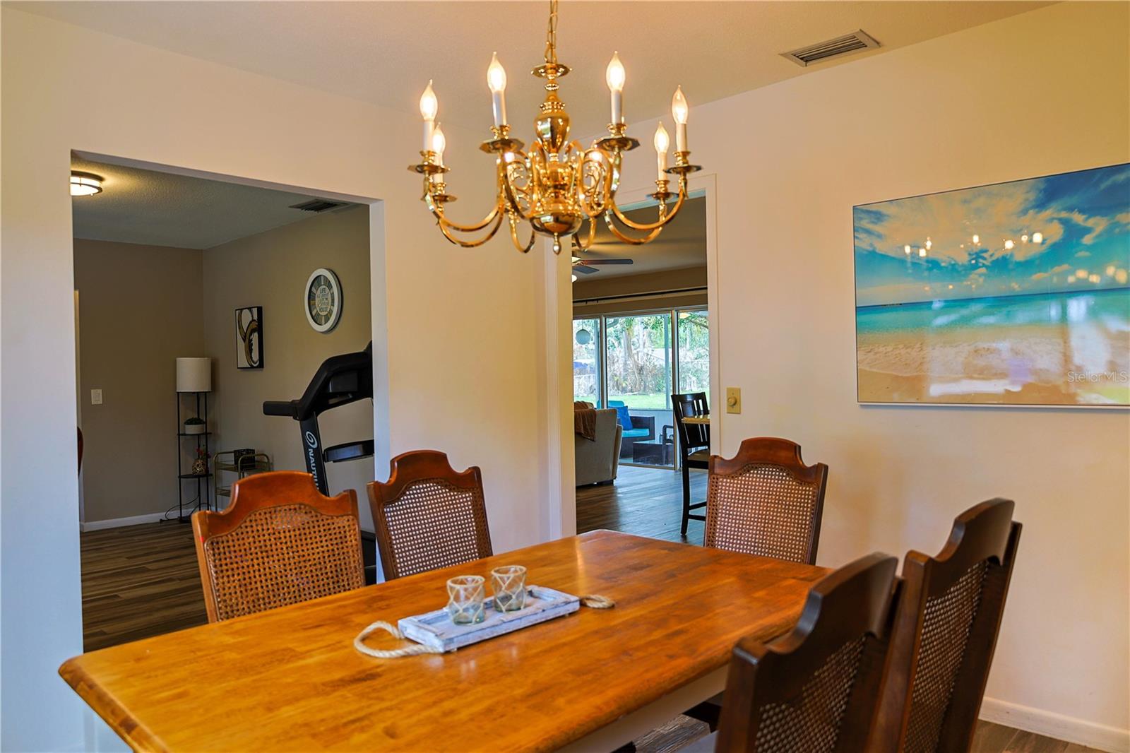 Image 25 of 66 For 215 Morningside Drive