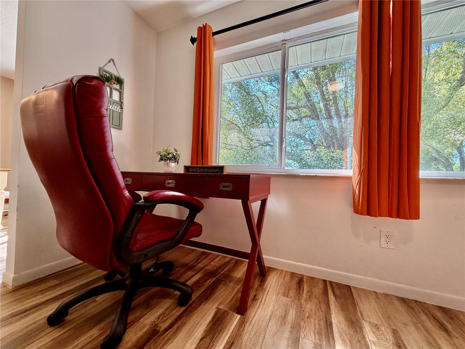 Image 27 of 66 For 215 Morningside Drive