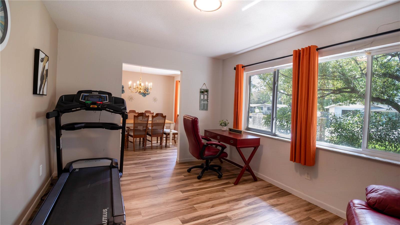 Image 29 of 66 For 215 Morningside Drive