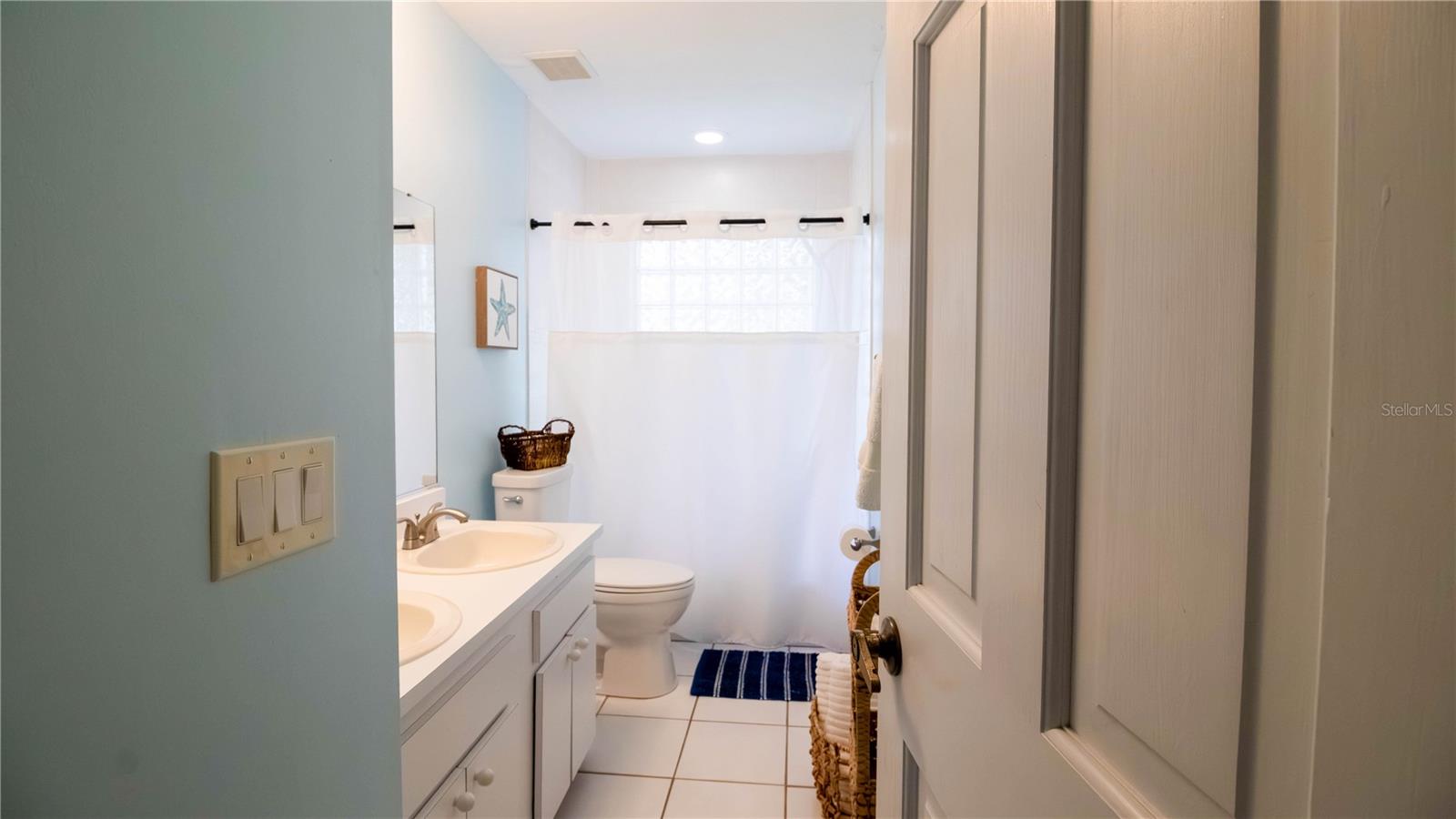 Image 34 of 66 For 215 Morningside Drive