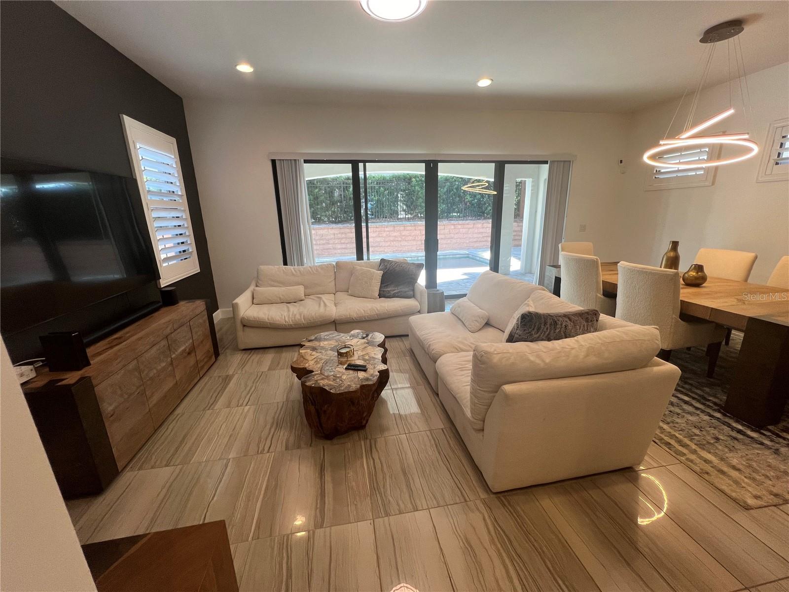 Image 7 of 28 For 7689 Toscana Boulevard