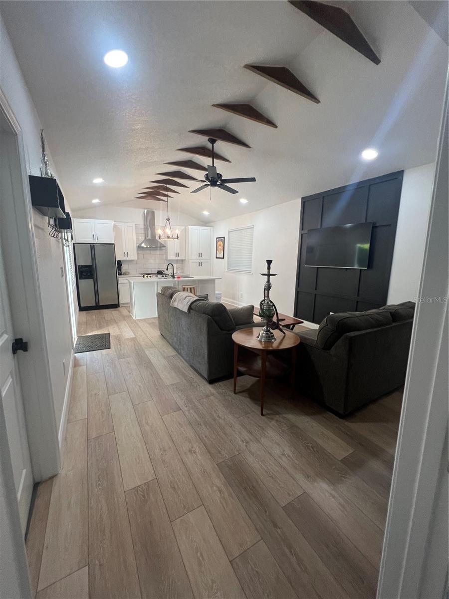 Image 2 of 17 For 311 Floribraska Avenue A