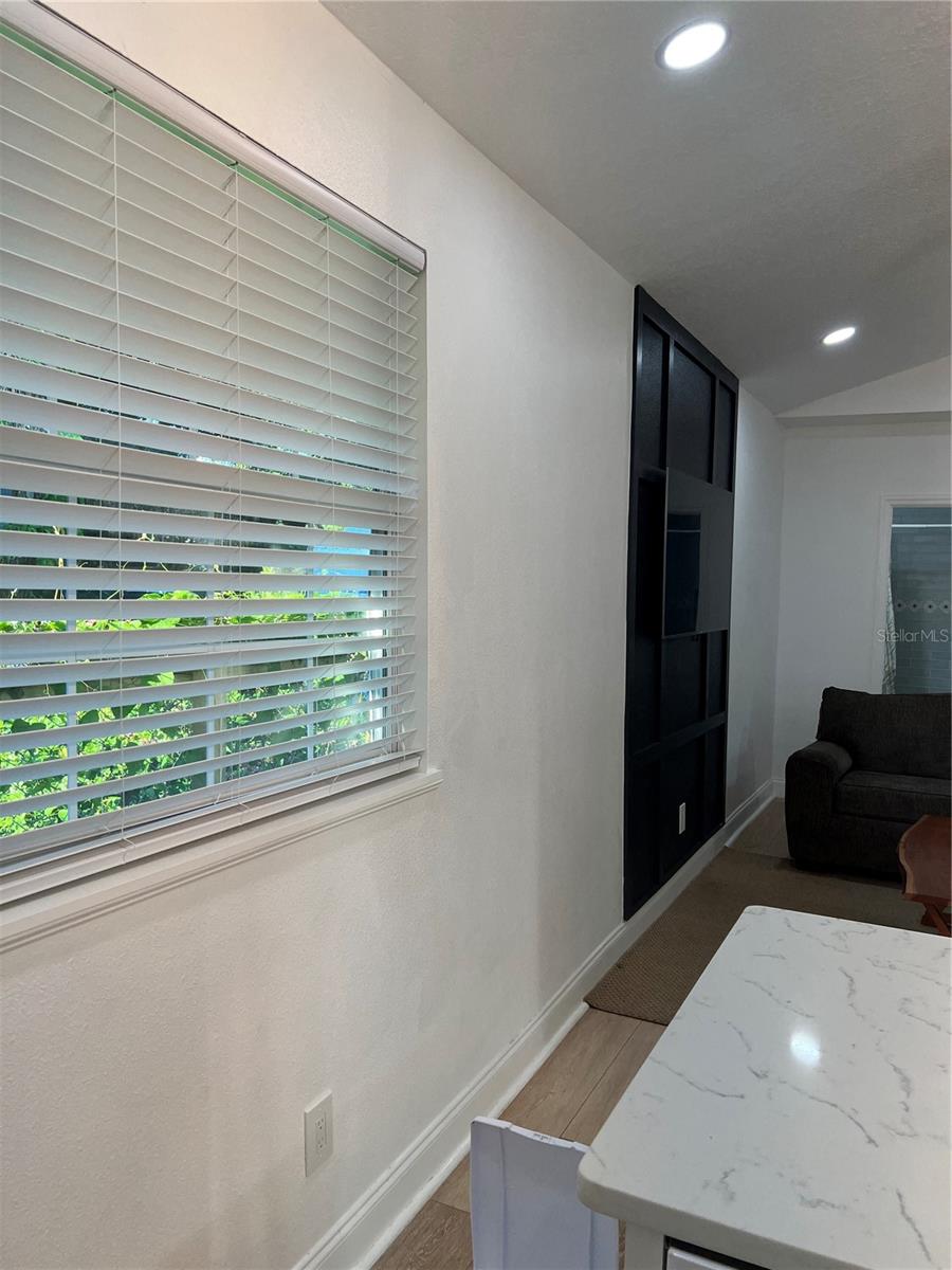 Image 5 of 17 For 311 Floribraska Avenue A