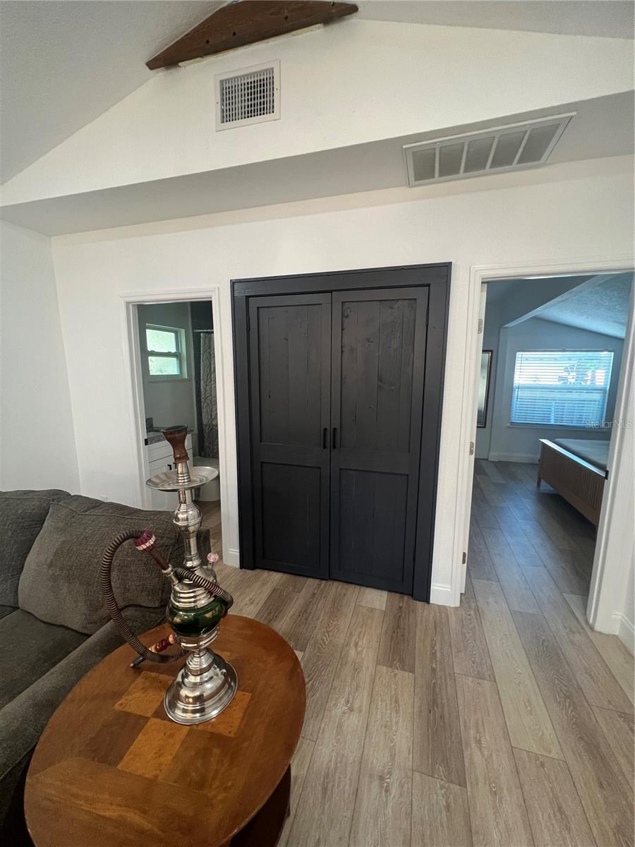 Image 6 of 17 For 311 Floribraska Avenue A