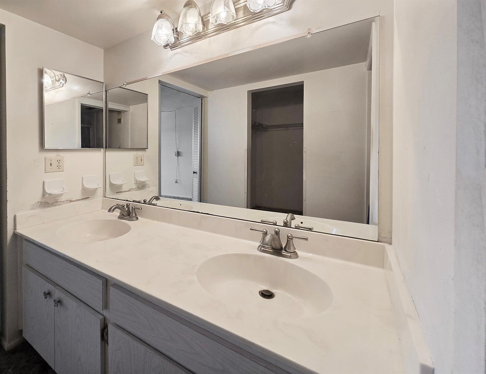 Image 15 of 33 For 7700 92nd Street 202