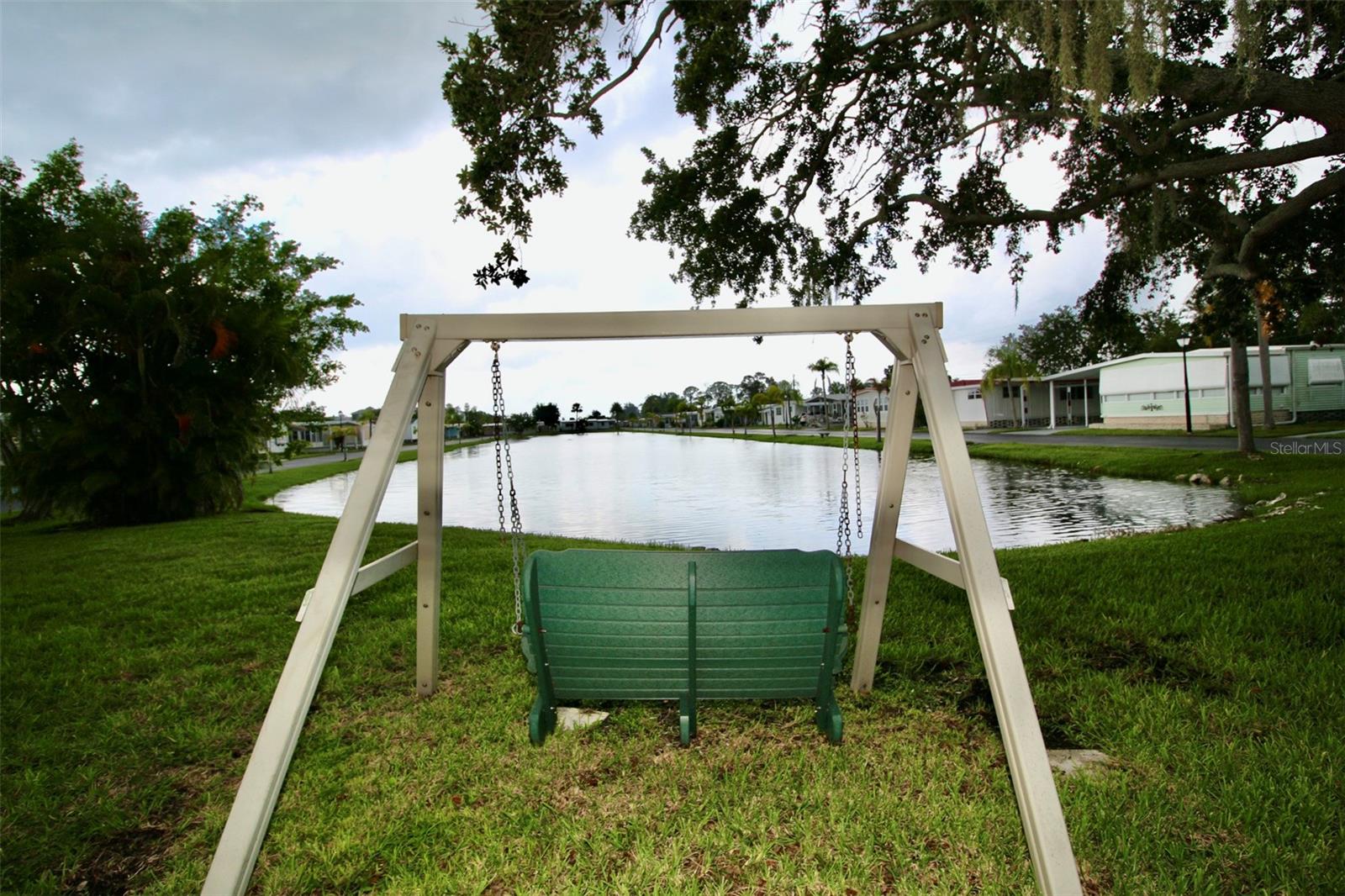 Image 24 of 26 For 10942 Poplar Street Ne 111