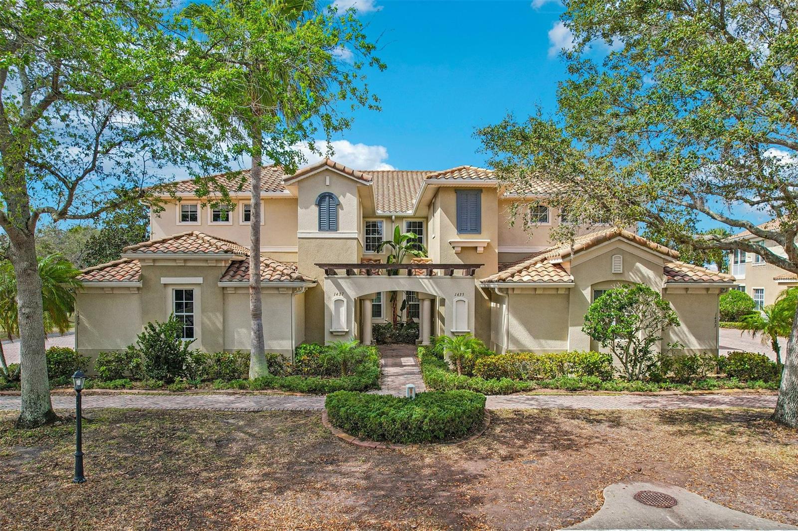 Details for 1435 Emerald Dunes Drive, SUN CITY CENTER, FL 33573
