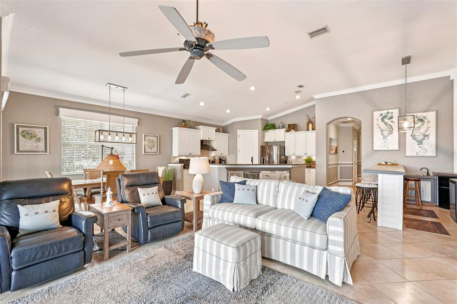 Image 7 of 54 For 1435 Emerald Dunes Drive