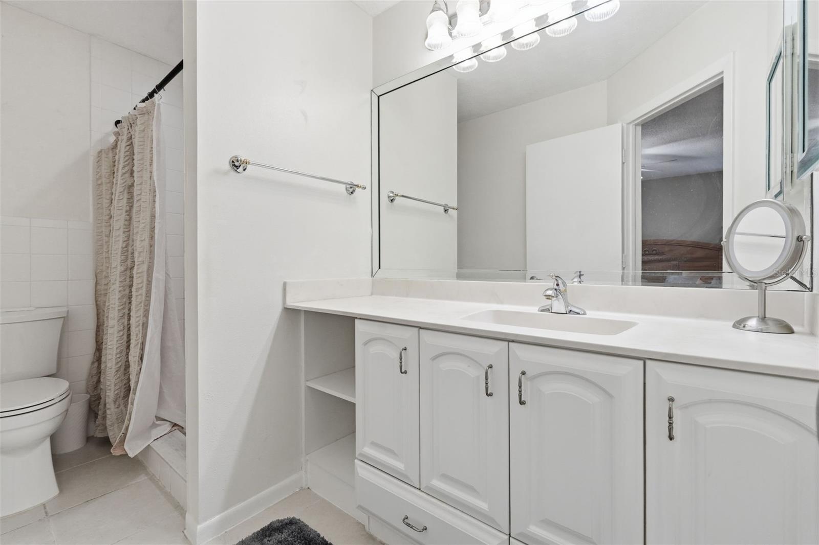 Image 19 of 32 For 19029 Us Highway 19 N 1-22