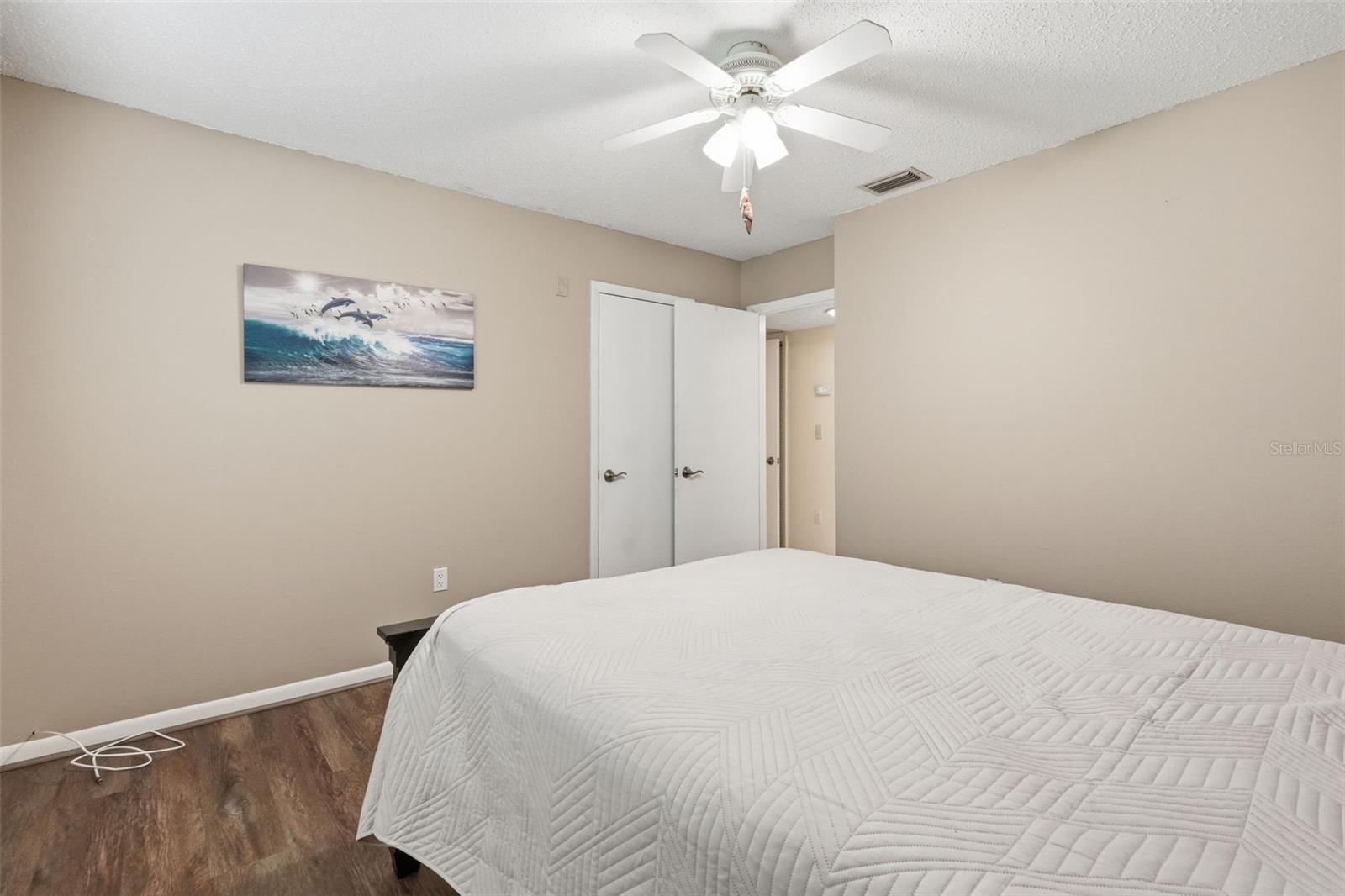 Image 21 of 32 For 19029 Us Highway 19 N 1-22