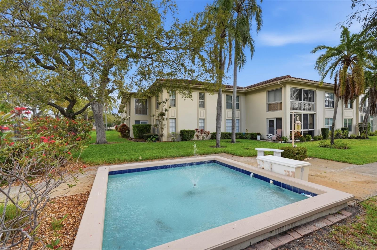 Image 26 of 32 For 19029 Us Highway 19 N 1-22