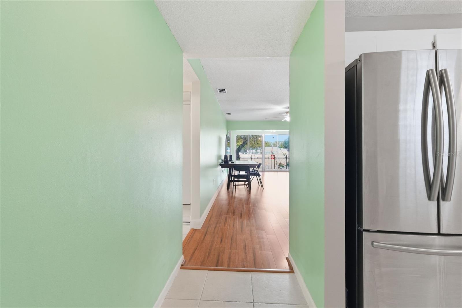 Image 8 of 32 For 19029 Us Highway 19 N 1-22