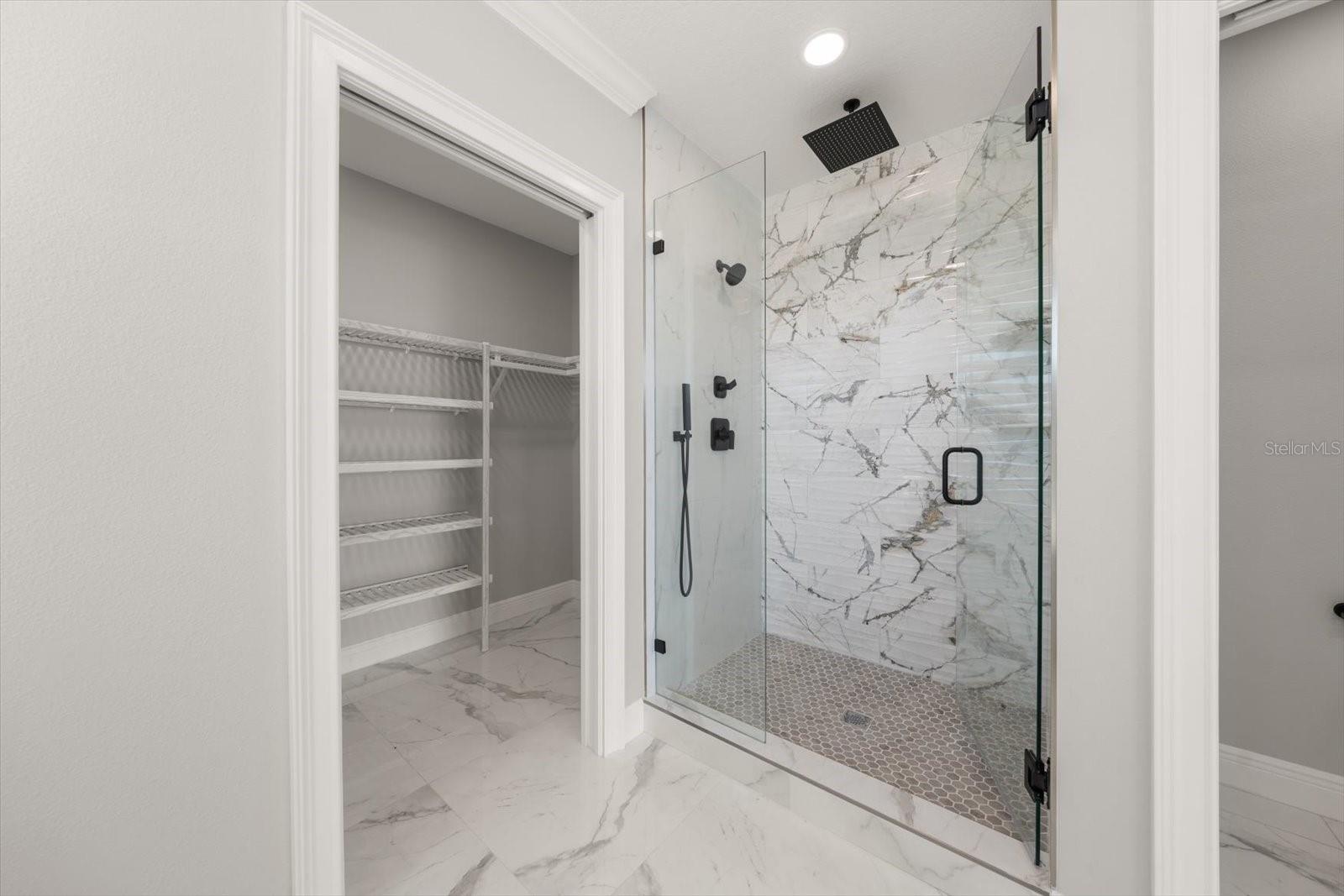 Image 11 of 36 For 211 Dolphin Point 203