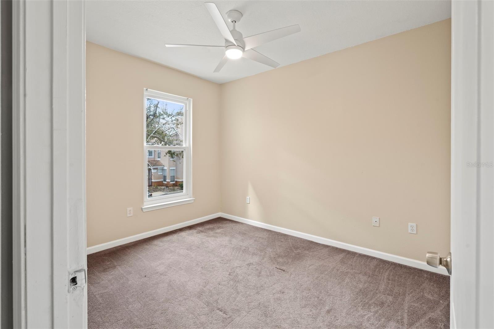Image 12 of 14 For 10416 Villa View Circle 10416