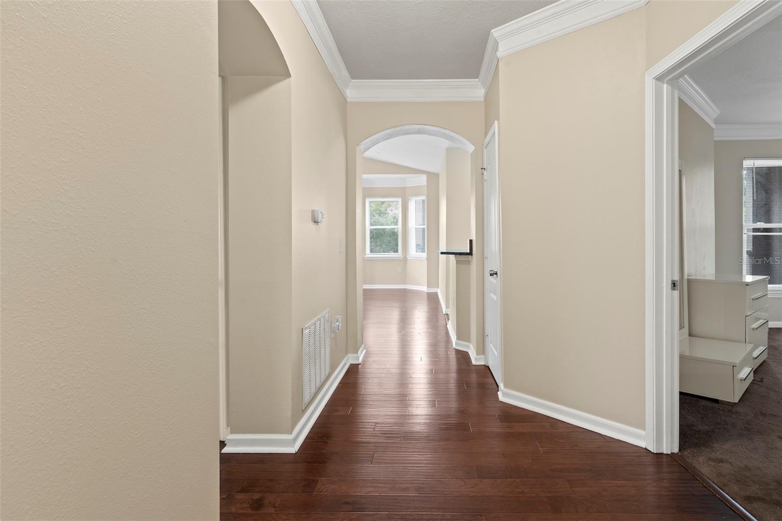 Image 3 of 14 For 10416 Villa View Circle 10416