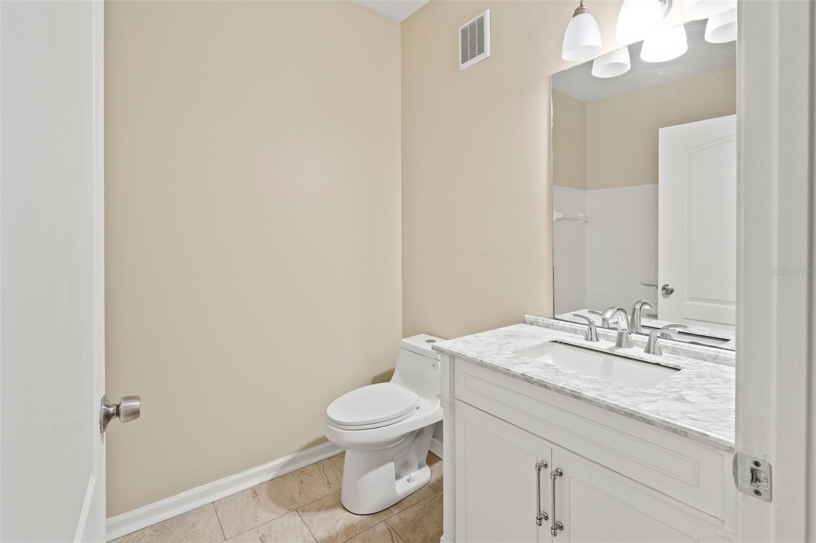 Image 9 of 14 For 10416 Villa View Circle 10416