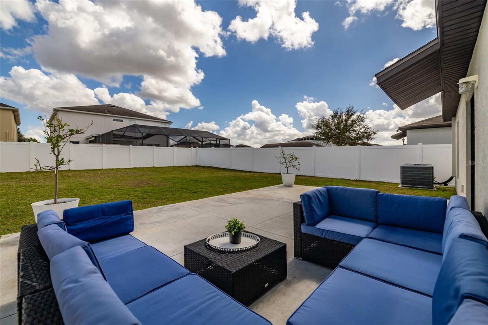 Image 30 of 43 For 14146 Covert Green