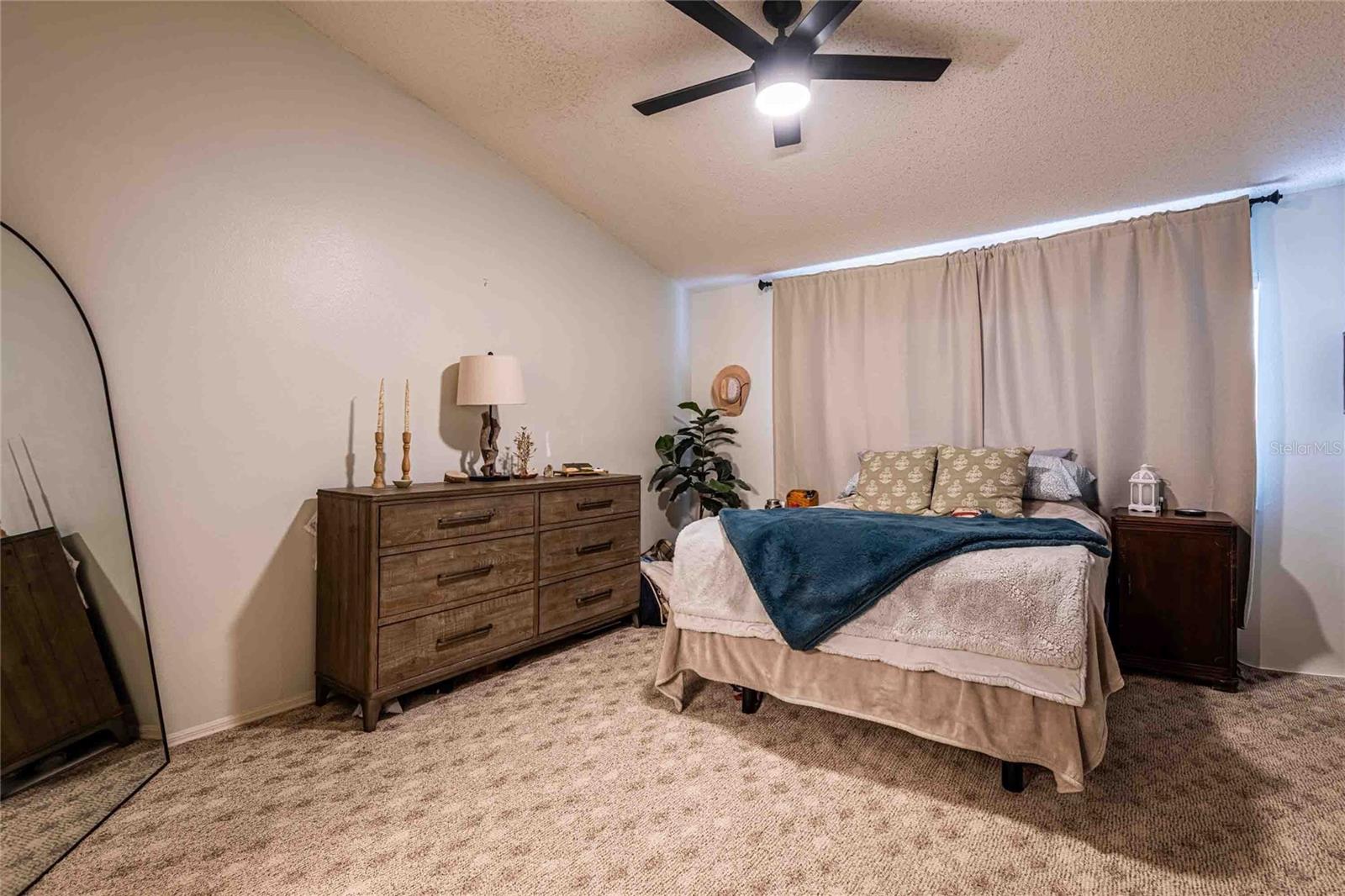 Image 15 of 23 For 17401 Flatwoods Key Drive