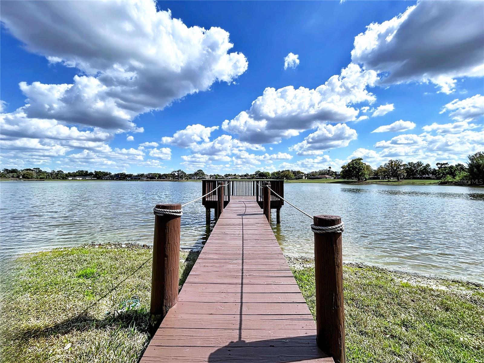 Listing photo id 13 for 2881 Hammock Drive