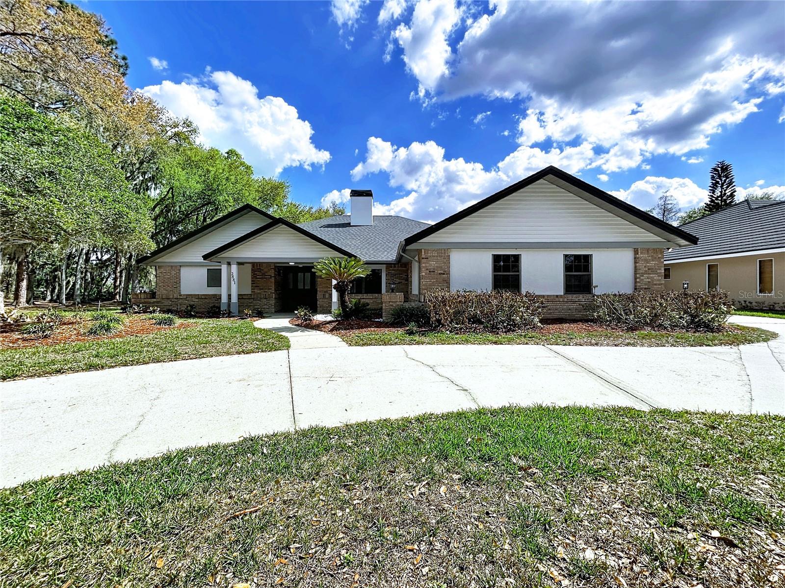 Listing photo id 0 for 2881 Hammock Drive